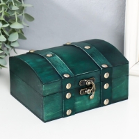 Шкатулка дерево сундучок "Алиенора" с заклёпками, выпуклая, зелёный 15х11,5х7,5 см Шкатулка дерево сундучок "Алиенора" с заклёпками, выпуклая, зелёный 15х11,5х7,5 см