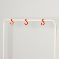 Вешалка напольная для одежды &laquo;Радуга&raquo;, 82,5&times;42&times;150 см, цвет белый