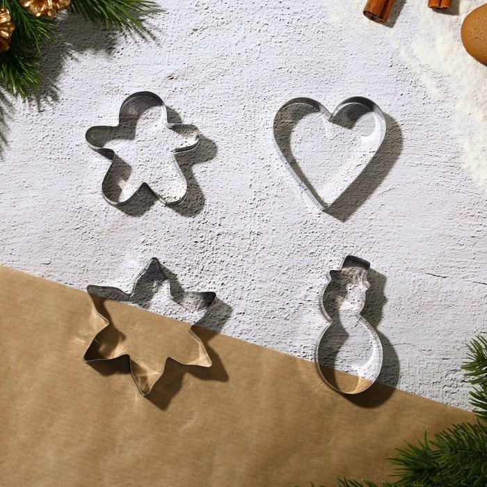 Новый год. Набор кондитерский &laquo;Уютные истории&raquo;, формы для печенья 4 шт, лопатка 1 шт