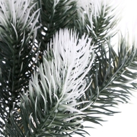 Декор «Ветвь заснеженной ели» Декор «Ветвь заснеженной ели»
