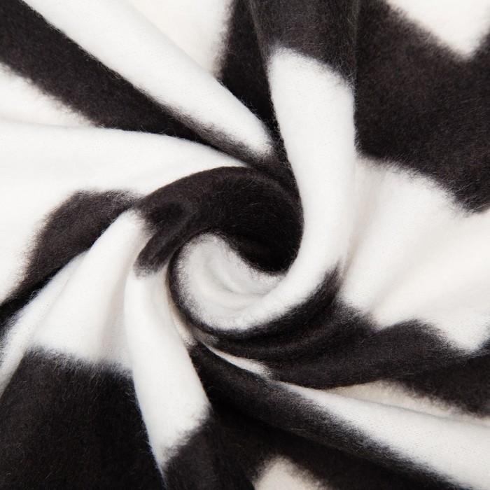 Плед Экономь и Я Плед Экономь и Я "Зигзаг" 150*180 см, пл.160 г/м2, 100% п/э