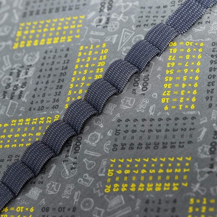 Пенал 2 секции, 125 х 205 х 40 мм, Calligrata 30П26/2 Пенал 2 секции, 125 х 205 х 40 мм, Calligrata 30П26/2 "Маска 2", ламинированный картон