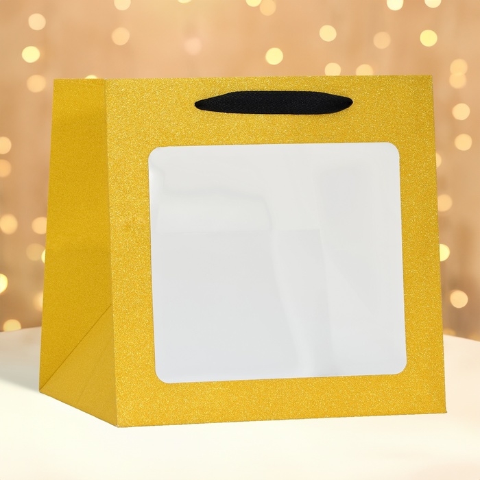 Пакет подарочный новогодний крафт с квадратным дном и окном, 25 х 25 х 25 см. Пакет подарочный новогодний крафт с квадратным дном и окном, 25 х 25 х 25 см.