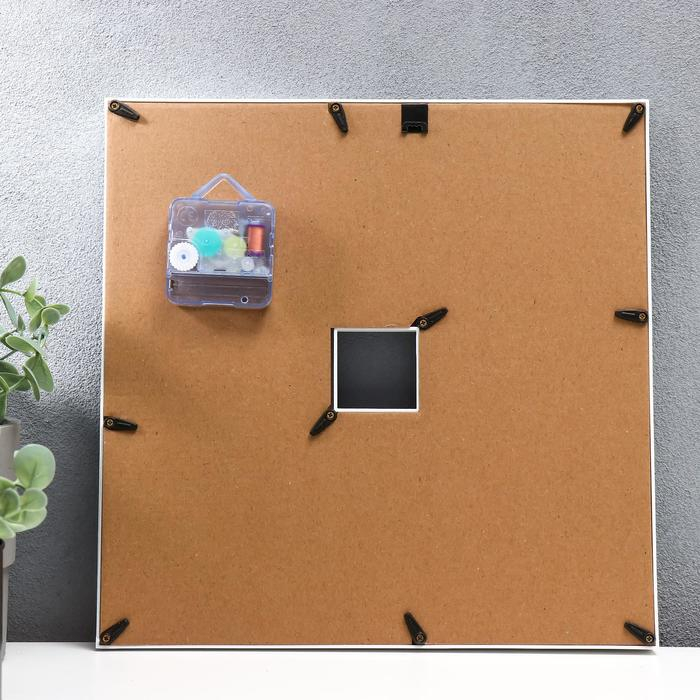 Фоторамка с часами Фоторамка с часами "Прелесть" 3 фото, белый