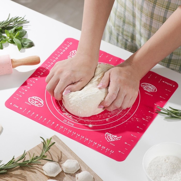 Коврик для выпечки с разметкой Доляна «Эрме», силикон, 28×25,5 см, цвет МИКС Коврик для выпечки с разметкой Доляна «Эрме», силикон, 28×25,5 см, цвет МИКС