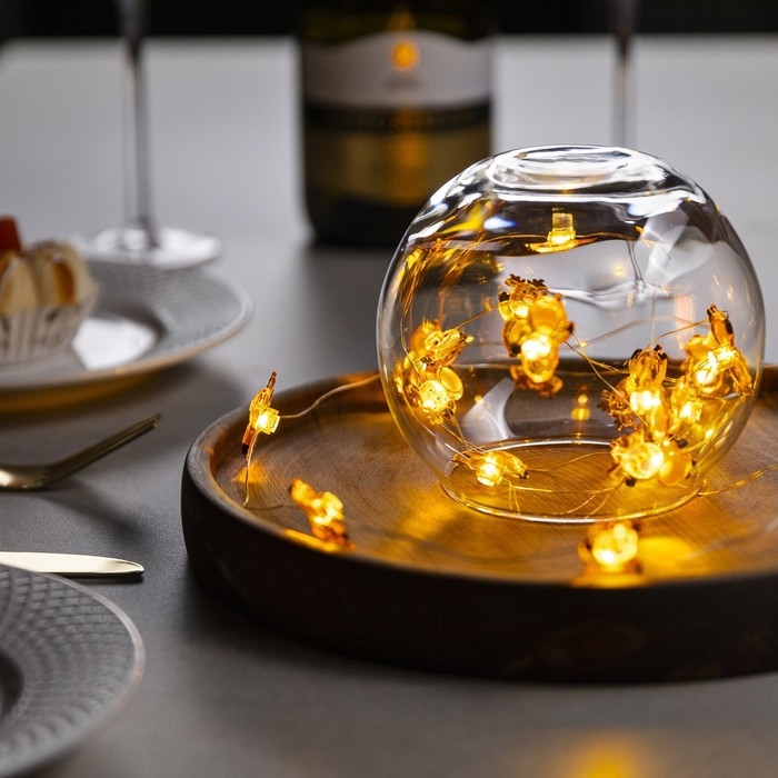 Гирлянда &laquo;Нить&raquo; 2 м роса с насадками &laquo;Олень&raquo;, IP20, серебристая нить, 20 LED, 2 режима, батарейка ААх2 (нет в комплекте), свечение тёплое белое