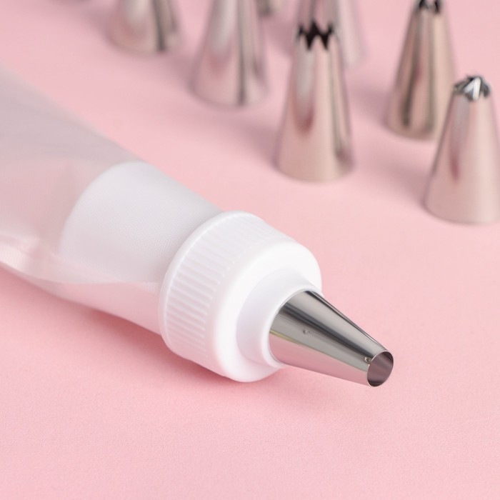 Набор кондитерский Доляна «Помощник», 13 предметов: 12 насадок d=1,8 см, мешок 23 см, насадки МИКС Набор кондитерский Доляна «Помощник», 13 предметов: 12 насадок d=1,8 см, мешок 23 см, насадки МИКС