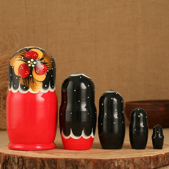 Матрёшка 5-ти кукольная "Надя" ягоды , 17-18см, ручная роспись.