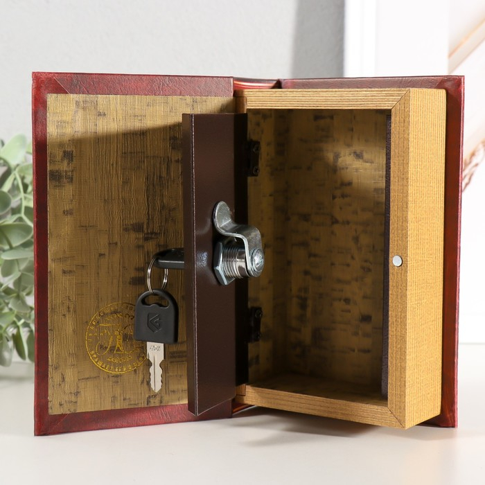 Сейф-книга дерево кожзам Сейф-книга дерево кожзам "СССР - деньги храню в советском рубле" 17х11х5 см