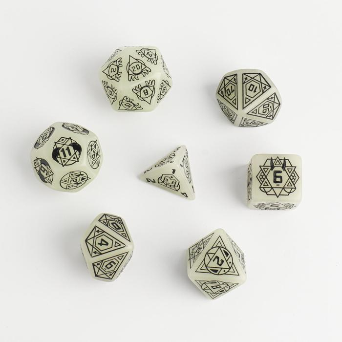 Кости игральные, дайсы для D&D (Dungeons and Dragons, ДнД), D&D, "Мистик" , 7 шт, светящиеся