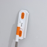 Щётка для окон Raccoon, телескопическая нержавеющая ручка 77(123) см, силиконовый сгон 22 см, велюровая насадка 22&times;7 см, цвет МИКС