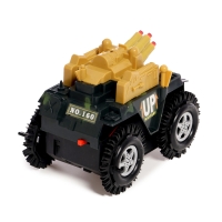 Машина-перевертыш &laquo;Танк&raquo;, работает от батареек, цвета МИКС