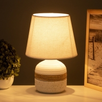 Лампа настольная "Зелия" 1х40Вт Е14 белый 20х20х30см Лампа настольная "Зелия" 1х40Вт Е14 белый 20х20х30см