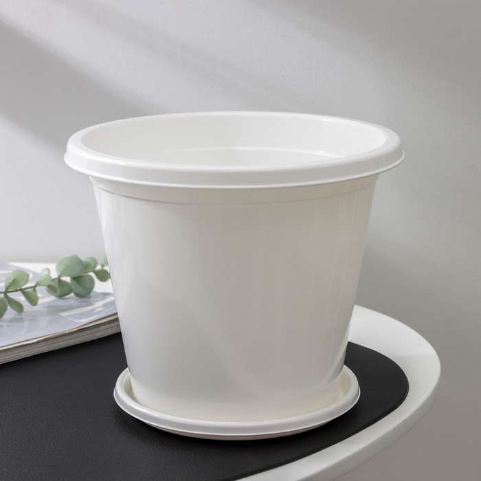 Горшок для цветов с поддоном «Эконом», 3 л, пластиковый, цвет белый Горшок для цветов с поддоном «Эконом», 3 л, пластиковый, цвет белый