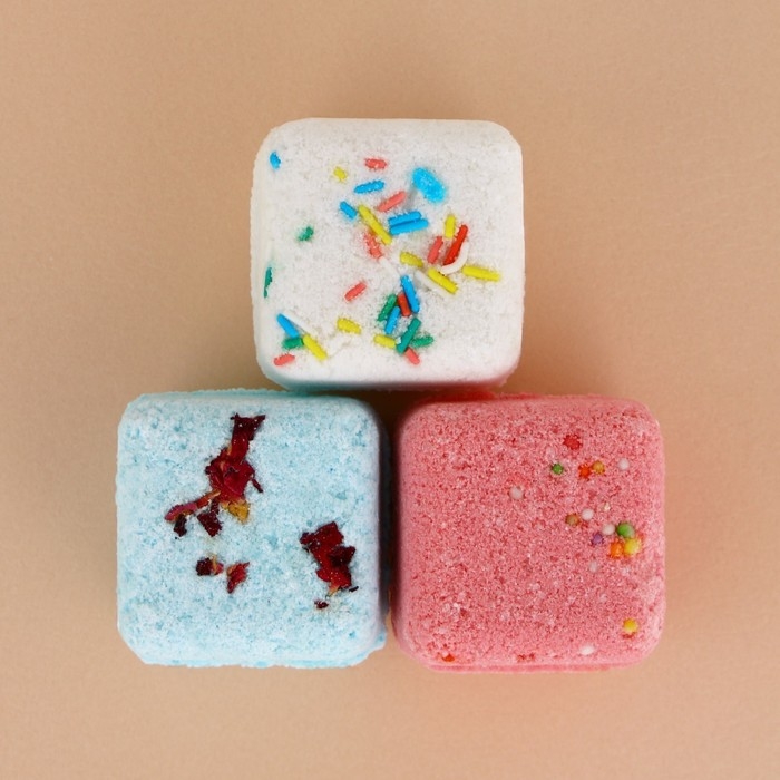 Подарочный набор косметики &laquo;Зимнее чудо&raquo;, бомбочки для ванны с добавками, 3 х 70 г, аромат ванили, Новый Год