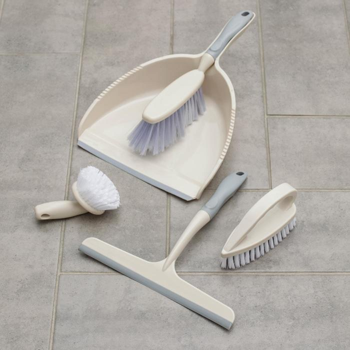 Щётки для уборки, набор из 5 предметов: совок, 3 щётки, водосгон, цвет МИКС Щётки для уборки, набор из 5 предметов: совок, 3 щётки, водосгон, цвет МИКС