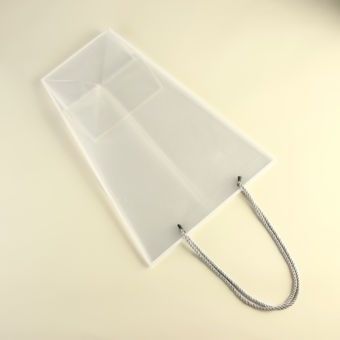 Сумка для цветов прозрачная с каймой, влагостойкая, 47х34х19 см Сумка для цветов прозрачная с каймой, влагостойкая, 47х34х19 см