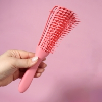 Расчёска массажная, вентилируемая, 6 × 24 см, цвет МИКС Расчёска массажная, вентилируемая, 6 × 24 см, цвет МИКС