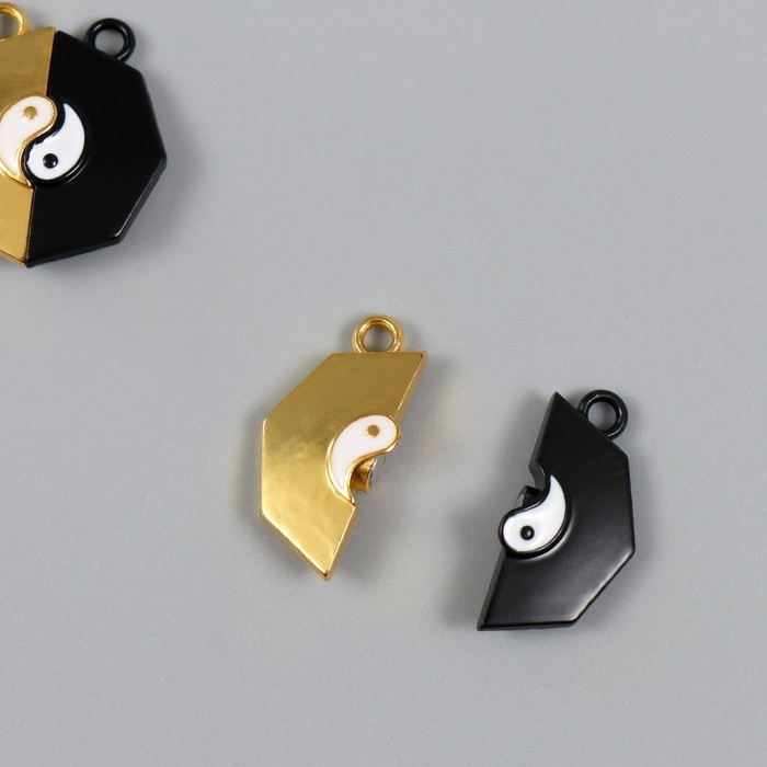 Замок магнитный металл "Инь-ян" чёрный и золотой 2х2,2х0,5 см (набор 2 половинки)