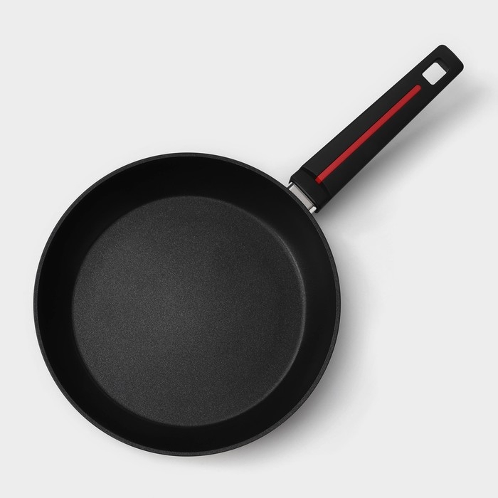 Сковорода Magistro Flame, d=28 см, h=5 см, ручка soft-touch, антипригарное покрытие, индукция, цвет чёрный Сковорода Magistro Flame, d=28 см, h=5 см, ручка soft-touch, антипригарное покрытие, индукция, цвет чёрный