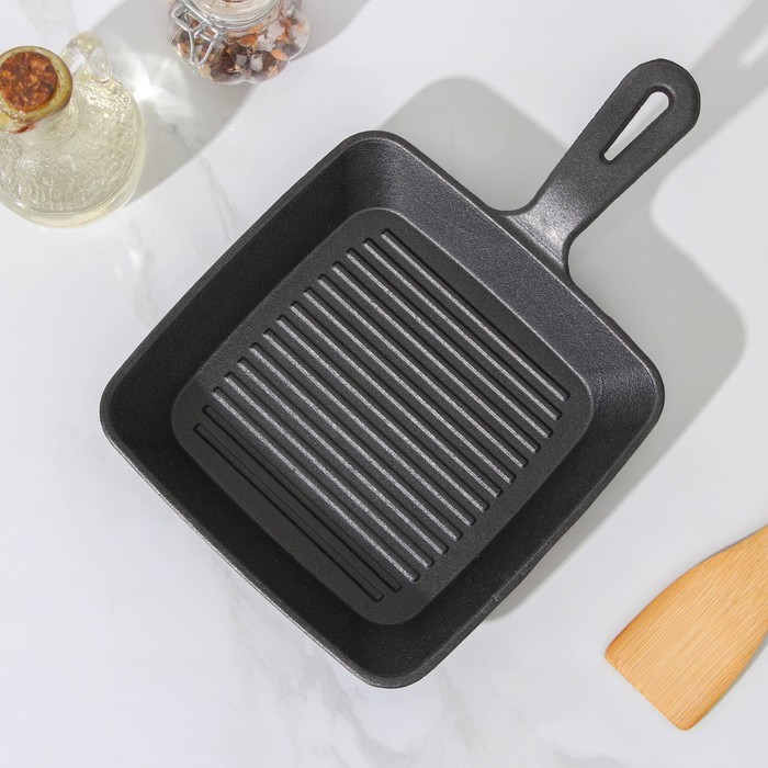 Сковорода-гриль чугунная &laquo;Квадрат. Гриль&raquo;, 19&times;19&times;3 см, чугунная ручка, цвет чёрный