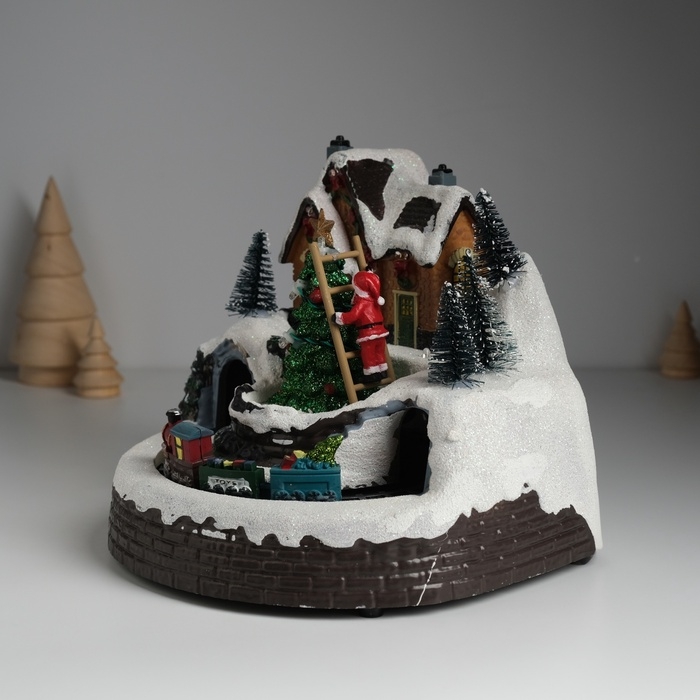 Сувенир пластик световой Сувенир пластик световой "Дед Мороз наряжает ёлочку" крутится 19,5х19,5х16 см