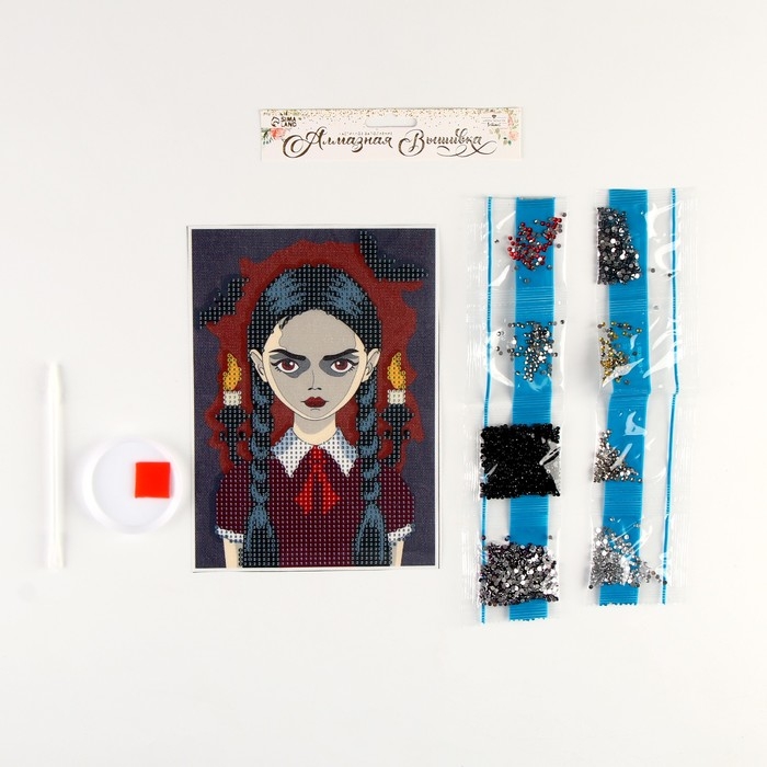 Алмазная мозаика на хеллоуин с частичным заполнением на холсте &laquo;Мрачная девочка&raquo;, 15 х 21 см