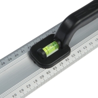 Линейка-уровень ТУНДРА, металлическая, пластиковая ручка, 2 глазка, 1000 мм Линейка-уровень ТУНДРА, металлическая, пластиковая ручка, 2 глазка, 1000 мм