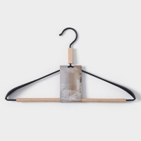 Плечики - вешалка для одежды LaDо́m Laconique, 42×24×3,2 см, широкие плечики, цвет чёрный Плечики - вешалка для одежды LaDо́m Laconique, 42×24×3,2 см, широкие плечики, цвет чёрный