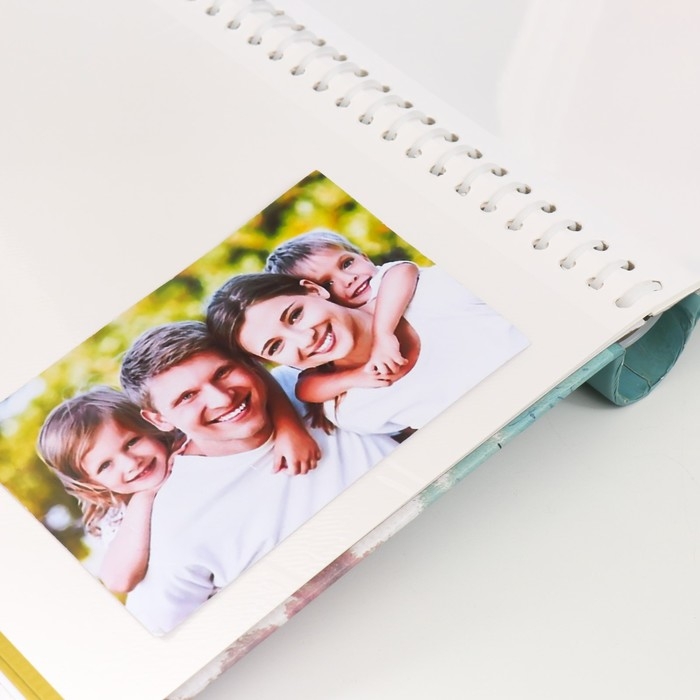 Фотоальбом на 20 магнитных листов 23х28 см, внутр. спираль Фотоальбом на 20 магнитных листов 23х28 см, внутр. спираль "SPb" Санкт-Петербург. Банковский