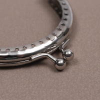 Фермуар пришивной «Полукруг», 8 см, цвет серебряный Фермуар пришивной «Полукруг», 8 см, цвет серебряный