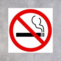 Табличка &laquo;НЕ КУРИТЬ&raquo; 200&times;200, клейкая основа