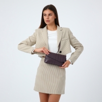 Сумка-клатч на магните, длинный ремень, цвет фиолетовый Сумка-клатч на магните, длинный ремень, цвет фиолетовый