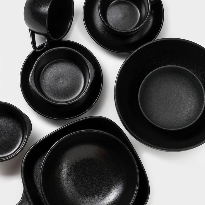 Блюдо керамическое для подачи Magistro Carbon, 28×19×4 см, цвет чёрный Блюдо керамическое для подачи Magistro Carbon, 28×19×4 см, цвет чёрный