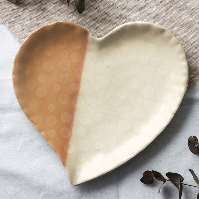 Тарелка керамическая &laquo;Самоцвет&raquo;, 19 х 18 см, цвет бежевый