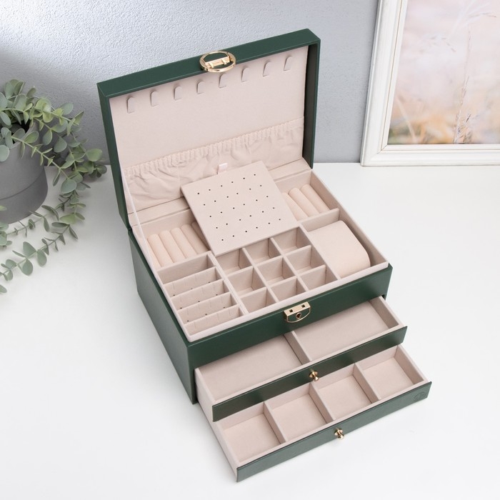 Шкатулка кожзам для украшений Шкатулка кожзам для украшений "Стёганая с рамкой" зелёная 23х17х13,5 см