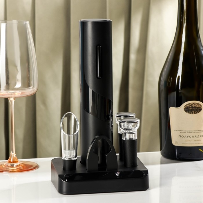 Набор для бара Opra black, 5 предметов: штопор электрический, каплеуловитель, пробка, нож для обрезания фольги Набор для бара Opra black, 5 предметов: штопор электрический, каплеуловитель, пробка, нож для обрезания фольги