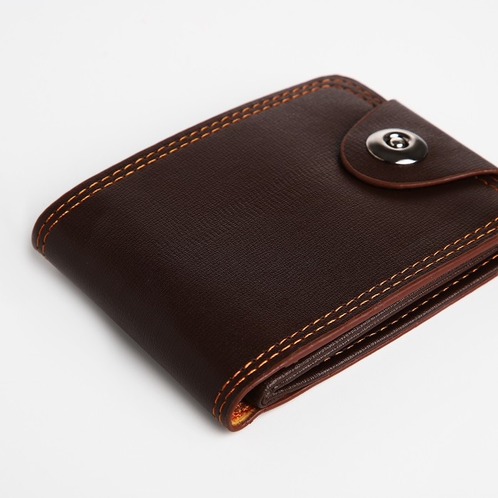 Портмоне мужское на магните, отдел для купюр, для карт, цвет коричневый