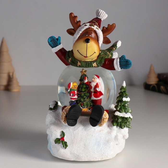 Сувенир полистоун водяной шар музыка, свет Сувенир полистоун водяной шар музыка, свет "Лосик в сугробе" d=8,5 см 13х12х18,5 см