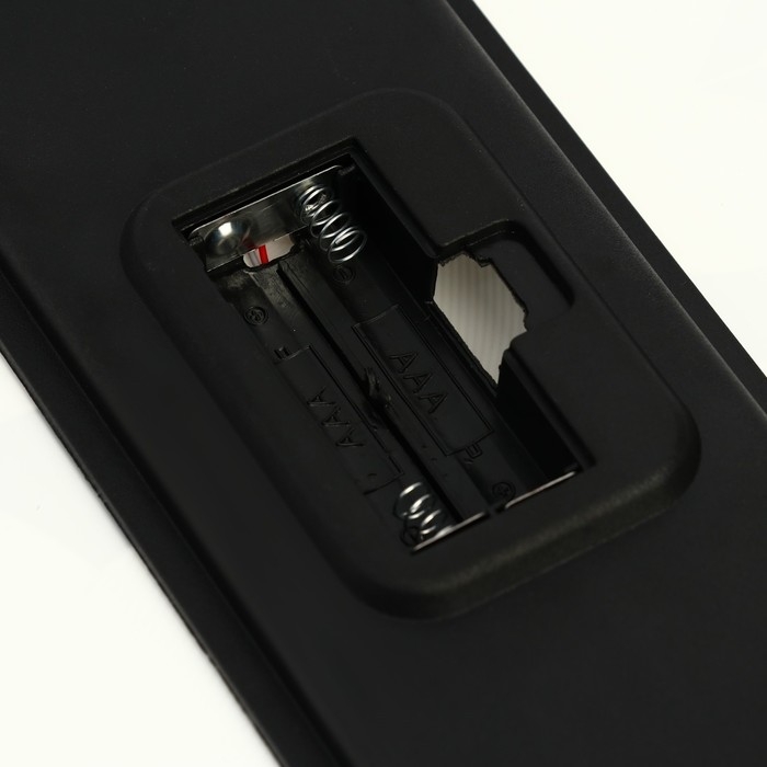 Весы напольные Luazon LVE-021, электронные, до 180 кг, 2хAAА (не в комплекте) Весы напольные Luazon LVE-021, электронные, до 180 кг, 2хAAА (не в комплекте)