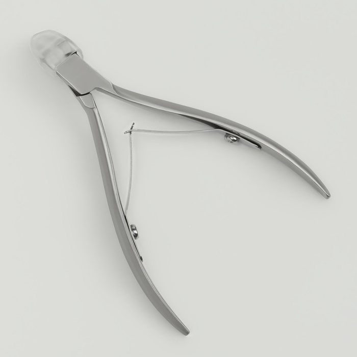 Кусачки педикюрные, 2 пружины, 10,5 см, длина лезвия - 12 мм, цвет серебристый Кусачки педикюрные, 2 пружины, 10,5 см, длина лезвия - 12 мм, цвет серебристый