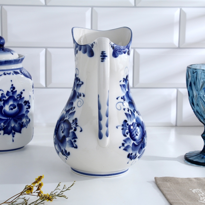 Кувшин «Аннушка», 1,5 л, 20,5 см, , гжель Кувшин «Аннушка», 1,5 л, 20,5 см, , гжель