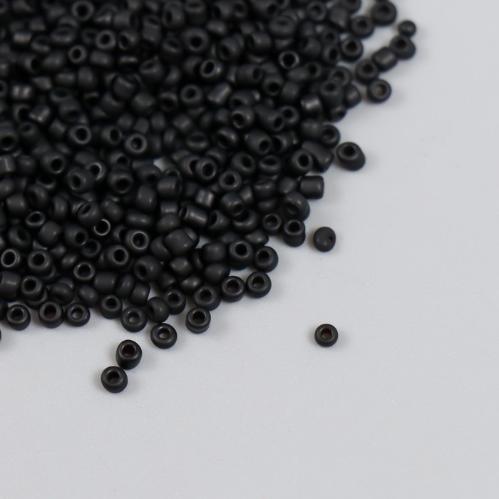Бисер Бисер "Астра" 11/0, 20 гр (M49черный/непрозр.матовый)