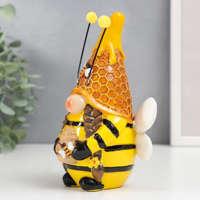 Сувенир полистоун Сувенир полистоун "Гномелла - царица пчёл" 15х10 см