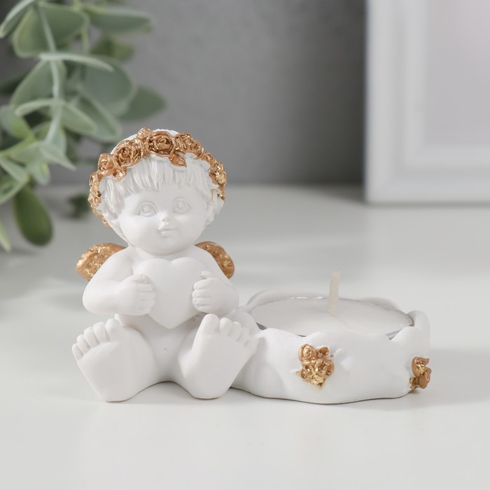 Подсвечник полистоун "Ангелочек с сердцем, в золотом венке" 6х5,3х8 см