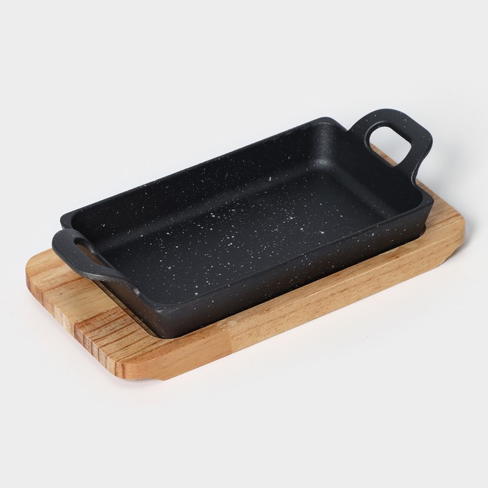 Сковорода чугунная «Ночь», 25×12×3 см, на деревянной подставке Сковорода чугунная «Ночь», 25×12×3 см, на деревянной подставке