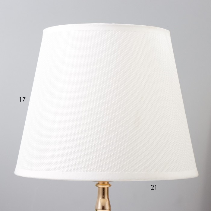 Настольная лампа "Марфа" Е27 40Вт бело-золотой 22х22х40 см RISALUX