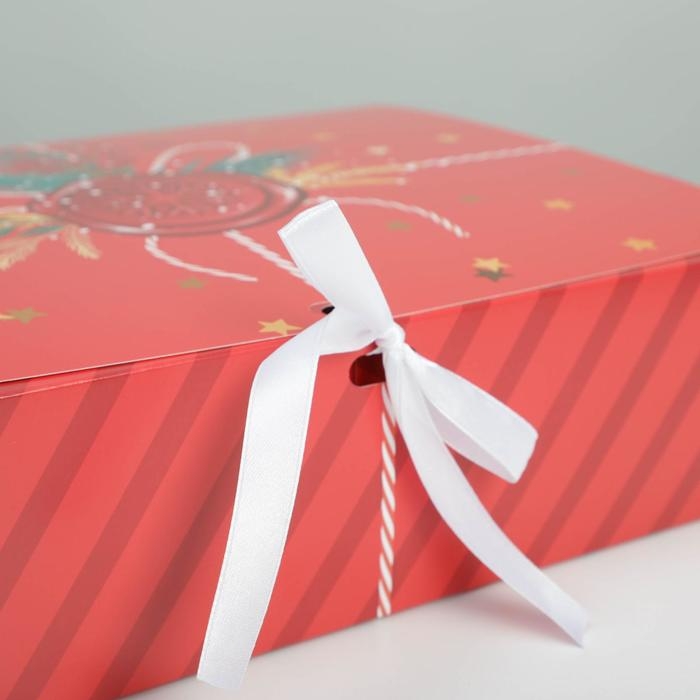 Коробка подарочная новогодняя складная двухсторонняя &laquo;Почта новогодняя&raquo;, 31 х 24.5 х 8 см, Новый год