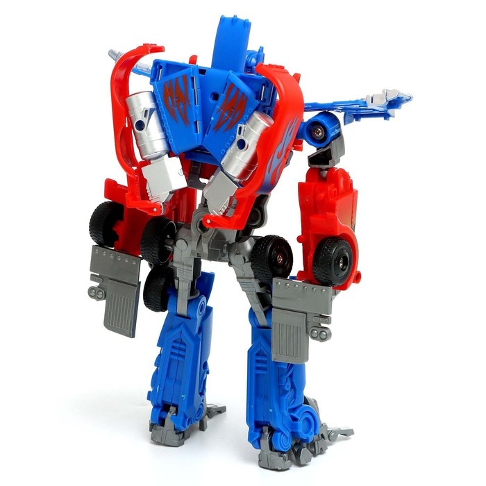 Робот &laquo;Предводитель&raquo;, с прицепом, трансформируется