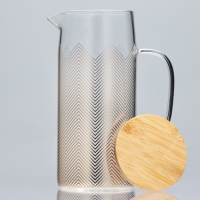 Кувшин стеклянный с бамбуковой крышкой &laquo;Геометрия&raquo;, 1000 мл, с крышкой
